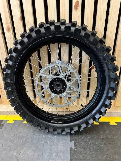 Surron  Ultra Bee tires
