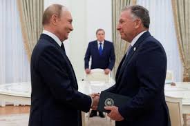 Macron Alerte! L'Avenir de l'Ukraine en Jeu Avant Sommet Trump-Poutine - Imagen principal del artículo