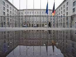 Das gebäude wurde 1935 zur zeit des nationalsozialismus als sitz des reichsluftfahrtministeriums errichtet. Bundesfinanzministerium Detlev Rohwedder Haus Berlin De
