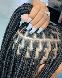 Knotless Braids Vs Box Braids Box Braids Hairstyles For Black Women Braided Hairstyles Braids Wig