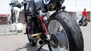 Selain itu gambar ini juga memiliki berbagai ukuran. Modifikasi Satria Fu Cafe Racer Yang Nekat Melawan Kodrat