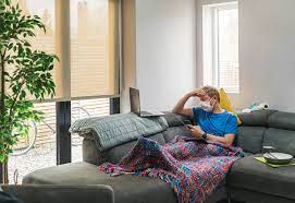 As Coronavirus Symptoms Abate How Do I Know When I M No Longer Infectious Shots Health News Npr