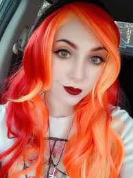 What a thrill to play the legendary @thetroubadour! 🙌🏻 Thank you, Los  Angleles! 📷 : @laurenhartphoto