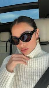 Nicole Warnick's Instagram, Twitter & Facebook