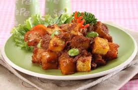 Terus aduk hingga santan agak menyusut. 4 Resep Sambal Goreng Untuk Lauk Ketupat Lebaran Ada Sambal Goreng Printil Dan Sambal Goreng Ati Ampela Semua Halaman Bobo