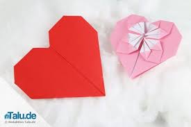Auf einem spaziergang kleine, möglichst. Origami Herz Aus Papier Falten Anleitung Talu De