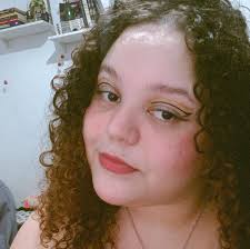 Profile for Larissa Albuquerque