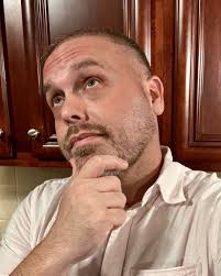 Instagram video by Sam Kinsey • May 22, 2022 at 6:57 AM