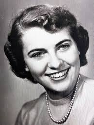 Carole Riggs's Instagram, Twitter & Facebook