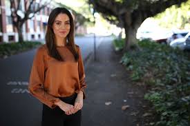 Diario de referencia y decano de la prensa nacional. Abc Presenter Irena Ceranic Fled The Chaos Of War In Bosnia For A New Life In Western Australia Abc News