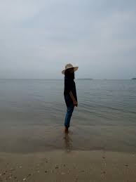 Perairan pantai teluk awur jepara memiliki potensi alam yang beraneka ragam, diantaranya adalah terumbu karang, padang lamun dan hutan mangrove. Pantai Teluk Awur Jepara Indonesia Review Tripadvisor