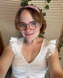 Amber Derryberry's Instagram, Twitter & Facebook