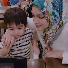 Pilihlah nama yang membawa maksud yang baik sebab nama itulah yang anak akan bawa bersama si comel pipi gebu anak kepada pelakon berbakat besar amyra rosli dan amar baharin ni pun apa kurangnya. Sudah Berusia Tujuh Hari Ayra Aryssa Nama Anak Kedua Amyra Amar Nona