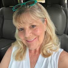 Dorinda Mckenzie's Instagram, Twitter & Facebook