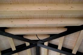 Tetti in legno, case in legno. Tetti In Legno Lamellare Tetto In Legno Lamellare Abete Rosso Abete Bianco E Larice