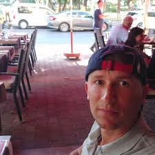 Looking for someone to quote for painting our garden fence, if anyone could  give recommendations? Thanks