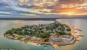 On the beach poole dorset sandbanks & shore road sandbanks beach is a lovely beach in dorset area, definitely recommend visiting and just enjoy sea and sunshine. Amirez Developments Poole Bournemouth Sandbanks Dorset Hampshire Beauty Of The Bank Image 6 Ar