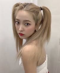 Blondes (may) have more fun, but they can also have a harder time maintaining their desired hair color. Which K Pop Idols Look Good In Pigtails Quora