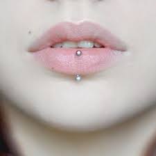 Angel Kiss Piercing Lip Piercing Piercing Gum Piercing