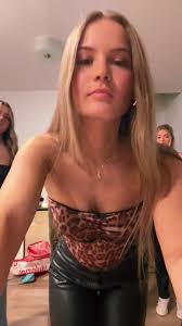 ella estep (@ellaestep)