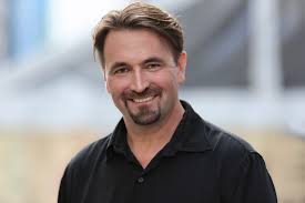 Traci L. Slatton Podcasts: Director Malcom Carter and The Connected Universe