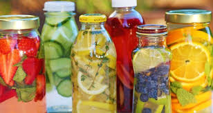 Les Infusions De Fruits Des Vertus Incroyables Pour Votre Sante Boisson Qui Fait Maigrir Eau Infusee Aux Fruits Recettes A Base D Eau