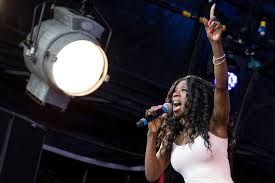 M people's heather small talks about nearly losing her singing voice and why she can't watch people doing. Singer Heather Small Reveals How Her Terrible Allergies Almost Ruined Her Pop Career Mirror Online