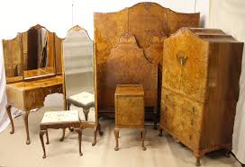 This fantastic lacquered sculpted walnut 'oceanic' bedroom set is by pulaski furniture corporation, circa 1969 which perfectly encapsulates the california surf mentality. Queen Anne Style Burr Walnut 8 Piece Bedroom Suite 395157 Sellingantiques Co Uk
