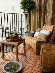 128 Garten Auf Kleinem Balkon Luvne Kleiner Balkon Design Balkonentwurf Und Dekor