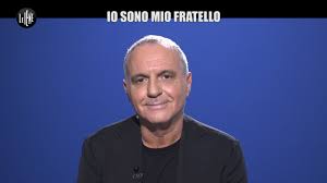 Giorgio panariello pensa di essere ormai troppo vecchio per le gioie della paternità. Giorgio Panariello Il Libro Dedicato Al Fratello Morto E L Amicizia Con Carlo Conti Video Le Iene