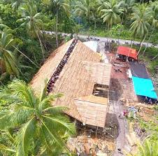 Siapa sangka kalau sebuah pulau kecil ternyata menyimpan keindahan yang cukup megah? Vakantie Villa Wab Kei Kecil Home Facebook