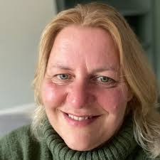 Kimberly Shadle's Instagram, Twitter & Facebook