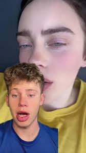 Ariana Grande TikTok Diva Trend Explained