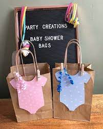 41 Baby Shower Favors That Your Guests Will Love Stayglam Diy Baby Shower Gifts Baby Shower Bags Baby Shower Gift Bags