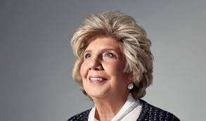 Such a great poster for #ChrisleyKnowsBest