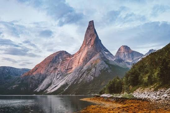 10 beautiful mountains around the world