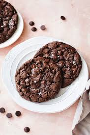 Giant Double Chocolate Chip Cookies Style Sweet Double Chocolate Chip Cookie Recipe Chocolate Chip Cookies Double Chocolate Chip Cookies