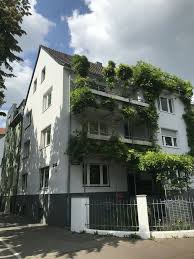 Jetzt bei newhome kostenlos wohnung inserieren! 2 Zimmer Wohnung Zu Vermieten Mommsen Str 156 50935 Koln Lindenthal Mapio Net