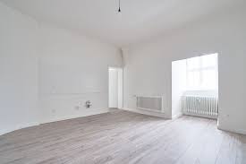 Immobilien wohnungen eigentumswohnungen zwangsversteigerungen haus mieten haus kaufen Frisch Saniertes Altbau Appartment Mit Schlossblick Berliner Strasse 22 33378 Rheda Wiedenbruck Gutersloh Kreis Km In 2021 Geraumiges Wohnzimmer Wohnen Wiedenbruck