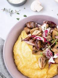 Cremige Polenta Mit Champignons Und Radicchio Rezept Cremige Polenta Polenta Rezepte
