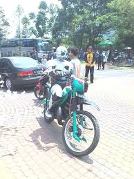 Perubahan satria baja hitam dari zaman dulu hingga sekarang. Satria Baja Hitam Yang Menaiki Belalang Tempurnya Terlihat Di Ui