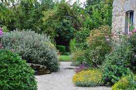 le jardin la maison ou quand le style anglais est revisite duo pour un jardin jardins beaux jardins plan jardin