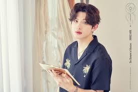 Photocard random 3p out of 10p) sales : Up10tion Members Profile Updated