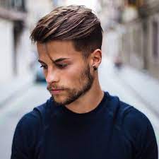 Tunsorile scurte raman la fel de actuale de cativa ani buni. 130 Frizuri Barbati Ideas Frizuri BÄƒrbaÈ›i Tunsori Frizuri BÄƒrbÄƒteÈ™ti