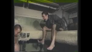 «зелёный сло́ник» — культовый1234 фильм в жанре «трэш», снятый на любительскую видеокамеру в 1999 году режиссёром светланой басковой. Linkin Park Given Up Feat Vladimir Epifancev Zelyonyj Slonik Muzyka Iz Krika Epifanceva Youtube