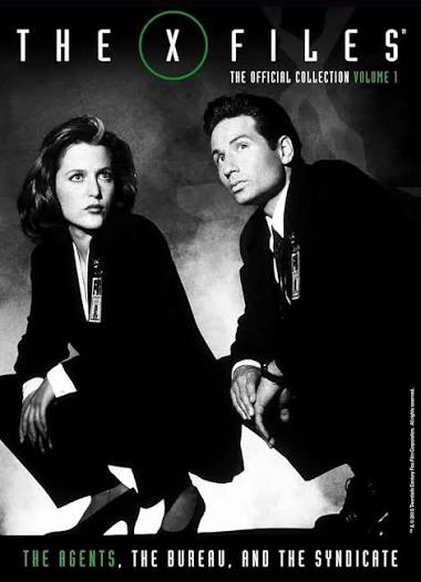 Amazon.com: X-Files Vol. 1: The Agents, The Bureau and the Syndicate (The X- Files: The Official Collection): 9781782763710: Titan Comics: Books