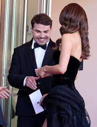 Festival de Cannes 2025 : Iris Mittenaere et Antoine Dupont complices sur le tapis rouge