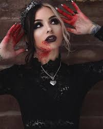 Graveyard dancing with @amber.brooke32 🪦 #graveyard #graveyardphotography  #girlswithtattoos #girlswithpiercings #bodymods #taxidermy #tombstone  #photography #altmodel #model #tattooedmodel #actress #cemetary  #cemetaryphotography