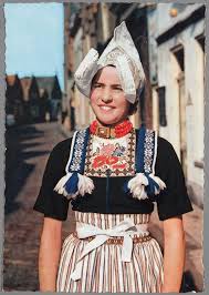 Dutch traditional clothing coloring page. Atelier Nostalgia Nostalgic Musings On Historical Clothing Traditional Costume Fantasy Photography And H Dutch Clothing Traditional Outfits Folk Clothing