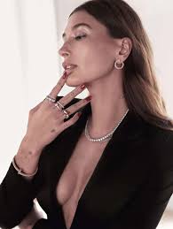 Quién Septiembre 2022: Amparín by ExpansionPublishing